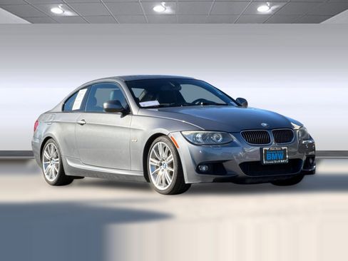 Used 2012 BMW 335i Coupe image 6