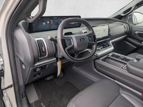 New 2025 Ford Expedition Platinum w/ Stealth Appearance Package image 2