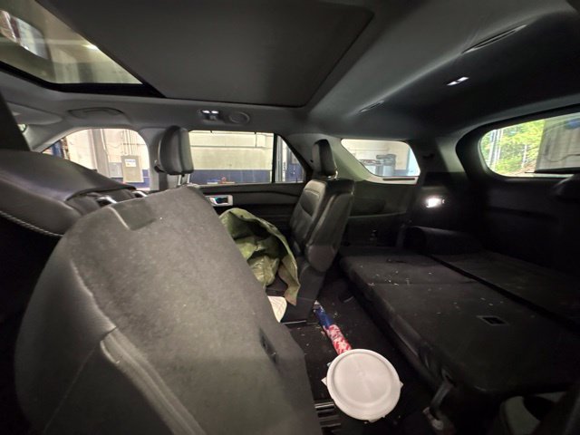 Used 2021 Ford Explorer Limited w/ Equipment Group 301A AWD/4WD image 37