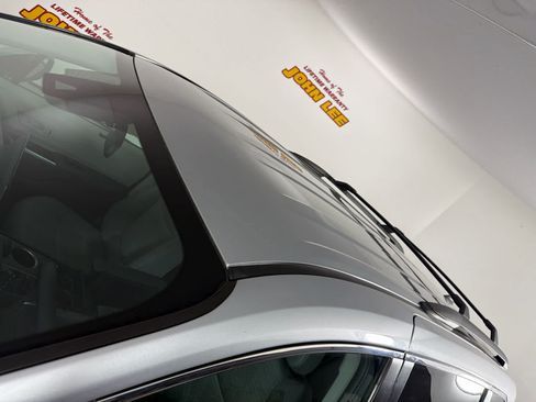 Used 2021 Toyota Sienna LE FWD image 12