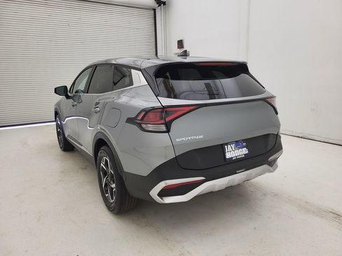 Used 2024 Kia Sportage LX image 19