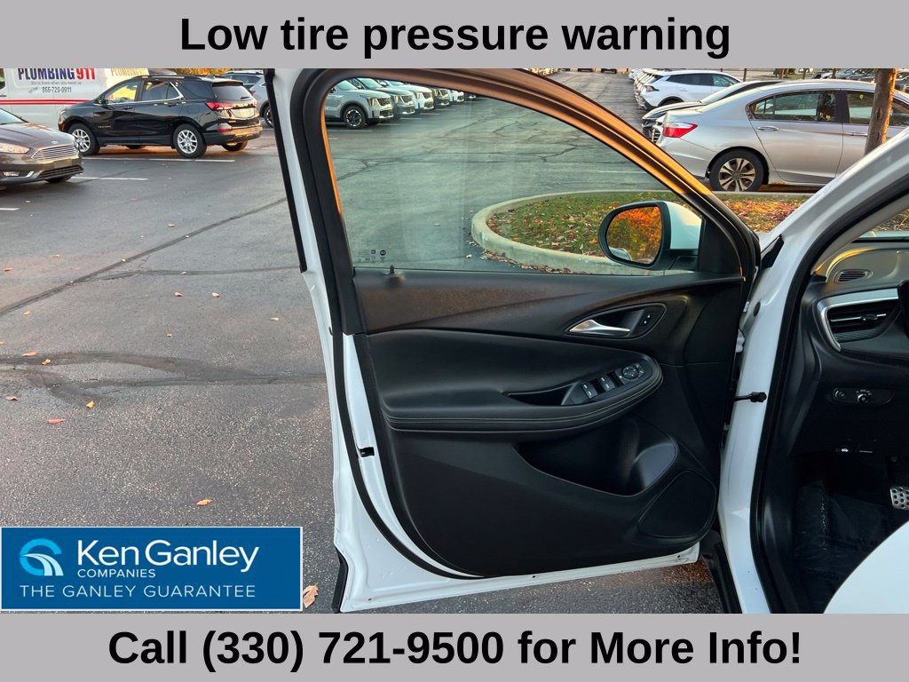 Used 2024 Buick Encore GX Preferred w/ Comfort Package AWD/4WD image 23