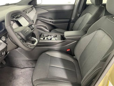 New 2026 Jeep Cherokee Laredo AWD/4WD image 2