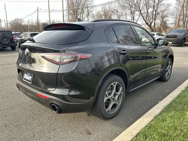 New 2026 Alfa Romeo Stelvio Sprint AWD/4WD image 8