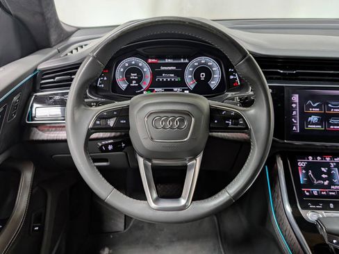 Used 2019 Audi Q8 Prestige w/ Luxury Package image 33