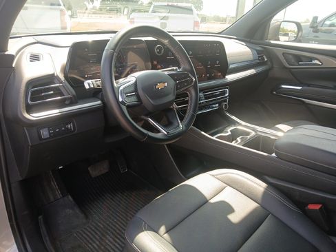 Used 2026 Chevrolet Traverse LT w/ Driver Confidence Package AWD/4WD image 12