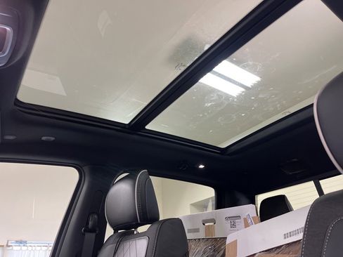 New 2025 RAM 1500 Limited w/ Off Road Group image 23