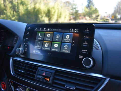 Used 2020 Honda Accord EX-L image 20