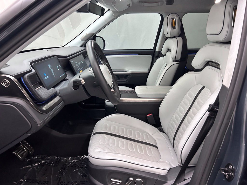 Used 2024 Rivian R1S Adventure Dual AWD/4WD image 13