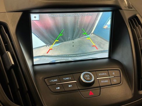 Used 2019 Ford Escape SE AWD/4WD image 14