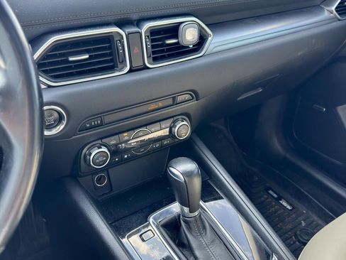 Used 2018 MAZDA CX-5 Touring w/ Preferred Equipment Package image 19