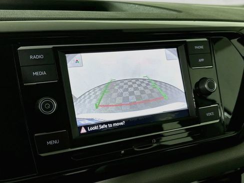 Certified 2022 Volkswagen Taos S AWD/4WD image 15