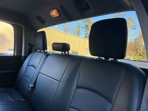 Used 2018 RAM 1500 Express w/ Express Value Package image 19