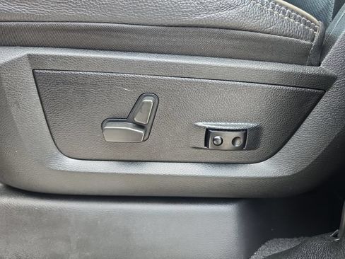 Used 2021 RAM 2500 Limited AWD/4WD image 16