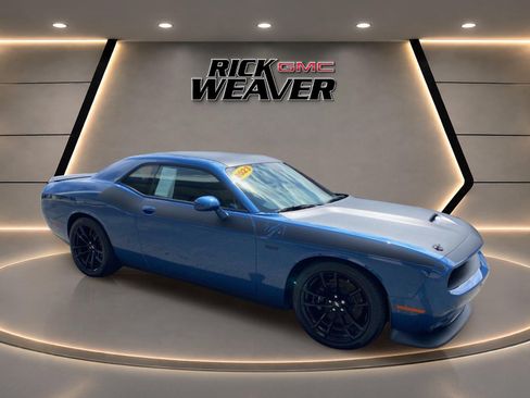 Used 2023 Dodge Challenger R/T Scat Pack w/ T/A Package RWD image 8