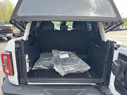 Used 2022 Ford Bronco Badlands AWD/4WD image 12