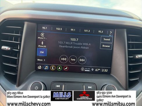 Used 2023 GMC Acadia AT4 w/ Technology Package AWD/4WD image 14