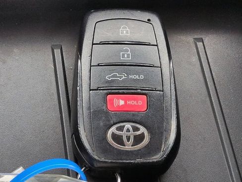 Used 2024 Toyota Tundra SR5 w/ SR5 Premium Package AWD/4WD image 38