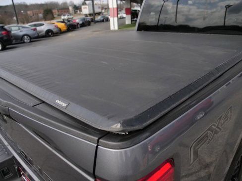 Used 2022 Ford F350 Lariat w/ Black Appearance Package image 36