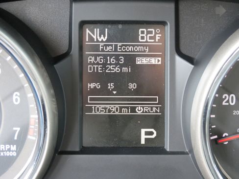 Used 2012 Jeep Grand Cherokee Laredo image 12