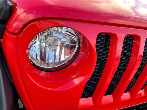 Used 2023 Jeep Wrangler Sport S image 24