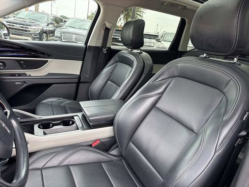 Used 2024 Lincoln Nautilus Premier w/ Equipment Group 102A AWD/4WD image 18