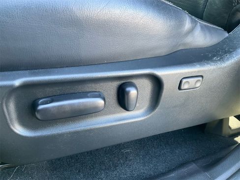 Used 2022 Toyota Tacoma TRD Sport w/ TRD Premium Sport Package image 28