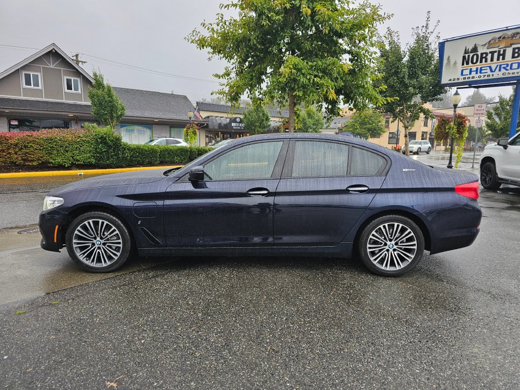 Used 2018 BMW 530e RWD image 8