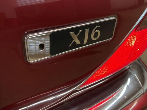 Used 1996 Jaguar XJ6 image 33