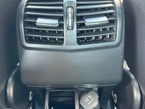 Used 2014 Mercedes-Benz E 350 4MATIC Sedan image 50