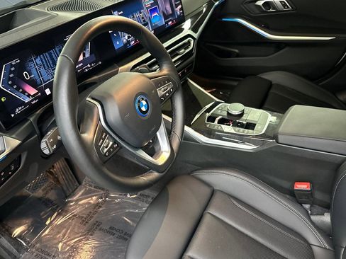 Certified 2023 BMW 330e w/ Premium Package image 4