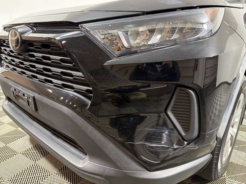 Used 2022 Toyota RAV4 LE AWD/4WD image 22