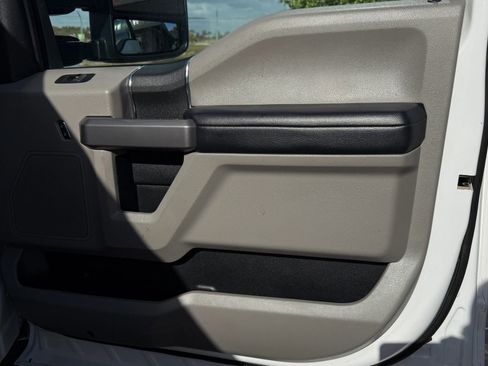 Used 2020 Ford F350 XLT image 25