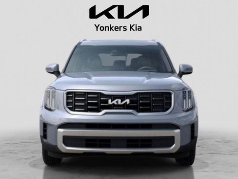 Used 2025 Kia Telluride S AWD/4WD image 2
