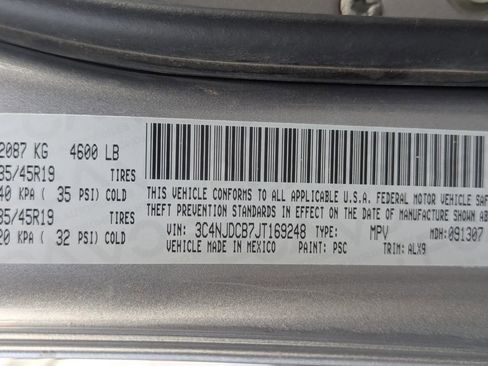 Used 2018 Jeep Compass Limited w/ Safe & Security Group AWD/4WD image 36
