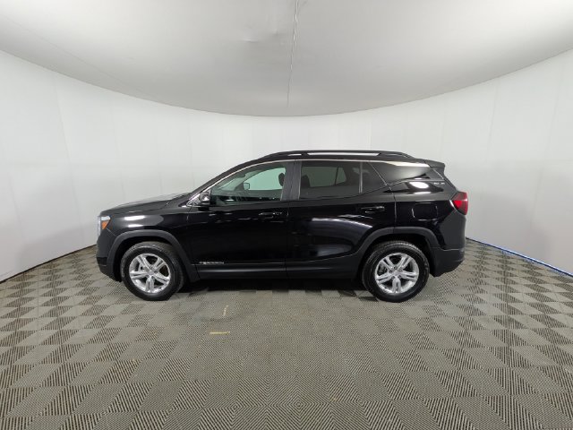 Used 2024 GMC Terrain SLE w/ Driver Convenience Package AWD/4WD image 23