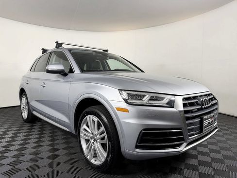 Used 2018 Audi Q5 2.0T Premium Plus w/ Premium Plus Package AWD/4WD image 6