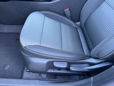 New 2026 Chevrolet Trax LT image 8