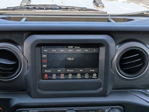 Used 2022 Jeep Wrangler Unlimited Sport AWD/4WD image 19