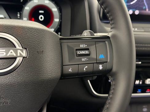 Used 2026 Nissan Rogue Platinum w/ Platinum Premium Package image 23