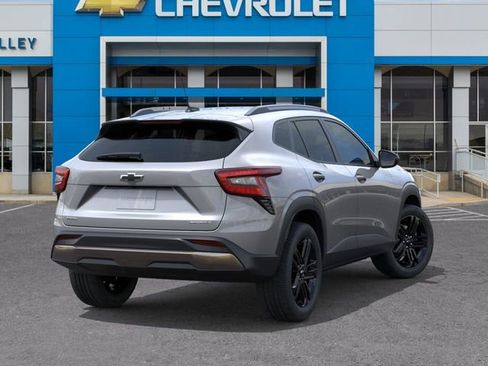 New 2026 Chevrolet Trax ACTIV w/ Driver Confidence Package image 4