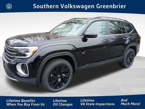 New 2026 Volkswagen Atlas SE image 1