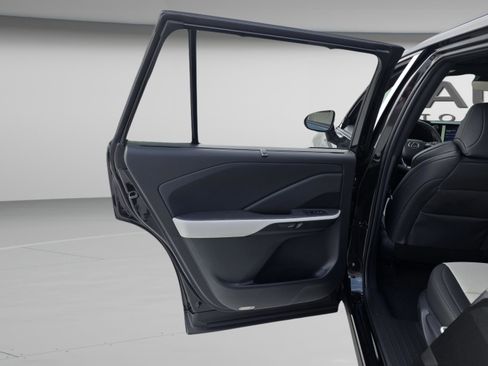 New 2026 Lexus TX 500h AWD image 21