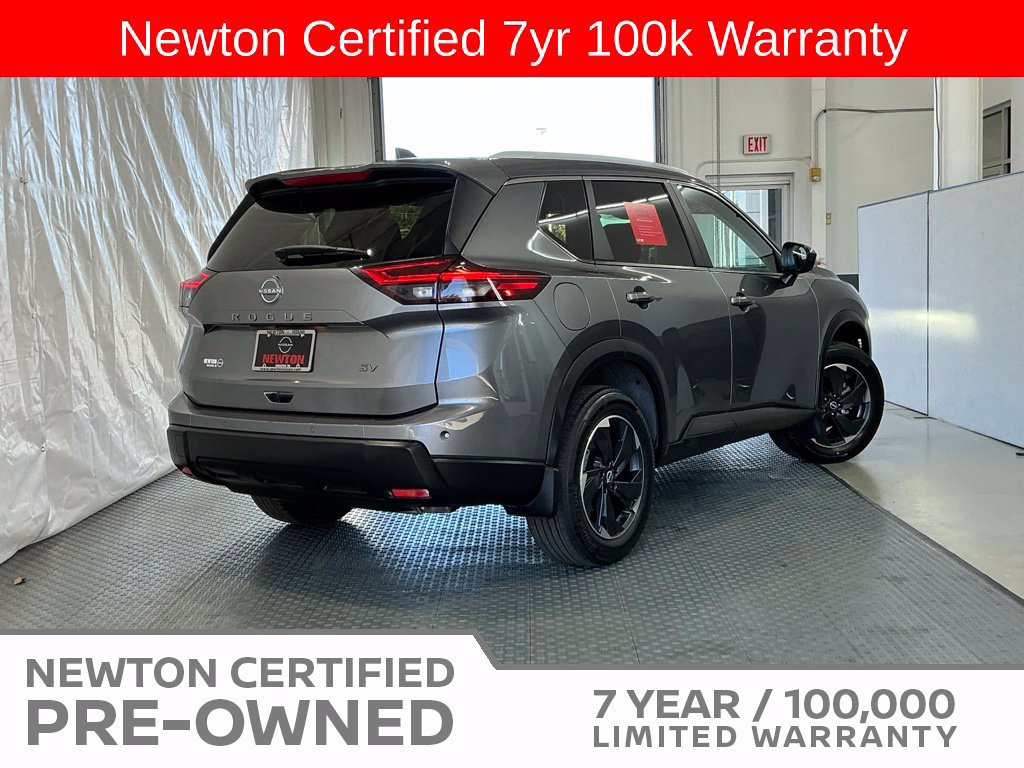 Used 2024 Nissan Rogue SV w/ SV Premium Package FWD image 24