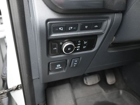 Certified 2024 Ford F150 Platinum w/ Equipment Group 702A High image 13