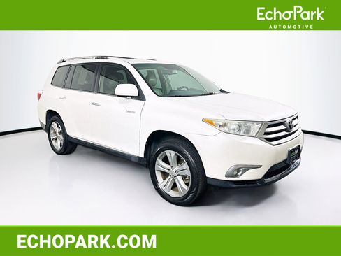 Used 2013 Toyota Highlander Limited image 1
