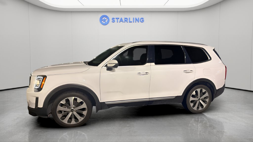 Used 2022 Kia Telluride S FWD image 1