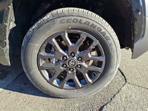 New 2026 Toyota Tundra Platinum AWD/4WD image 6