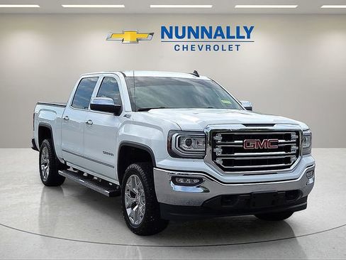 Used 2018 GMC Sierra 1500 SLT w/ SLT Premium Package AWD/4WD image 7