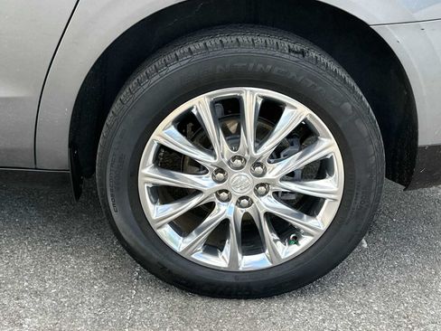 Used 2021 Buick Enclave Essence w/ Sound and Sites Package AWD/4WD image 12
